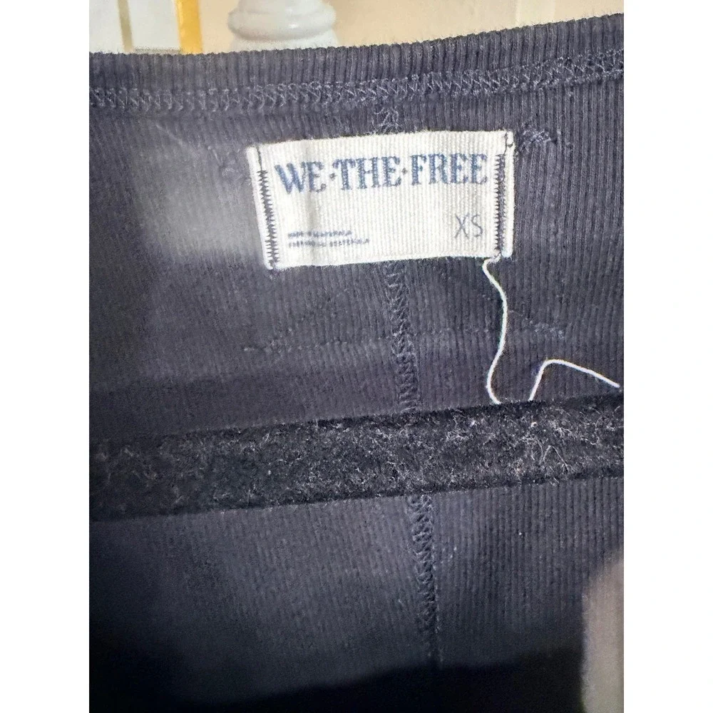 We The Free Free People Black Ribbed Scoop Neck Tank Top XS Cropped Layering